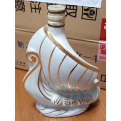 80年代拉珊白帆船 Larsen S.A 700ml